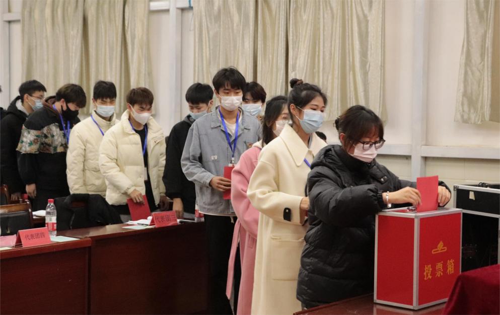 beat365第十一次学生代表大会隆重召开