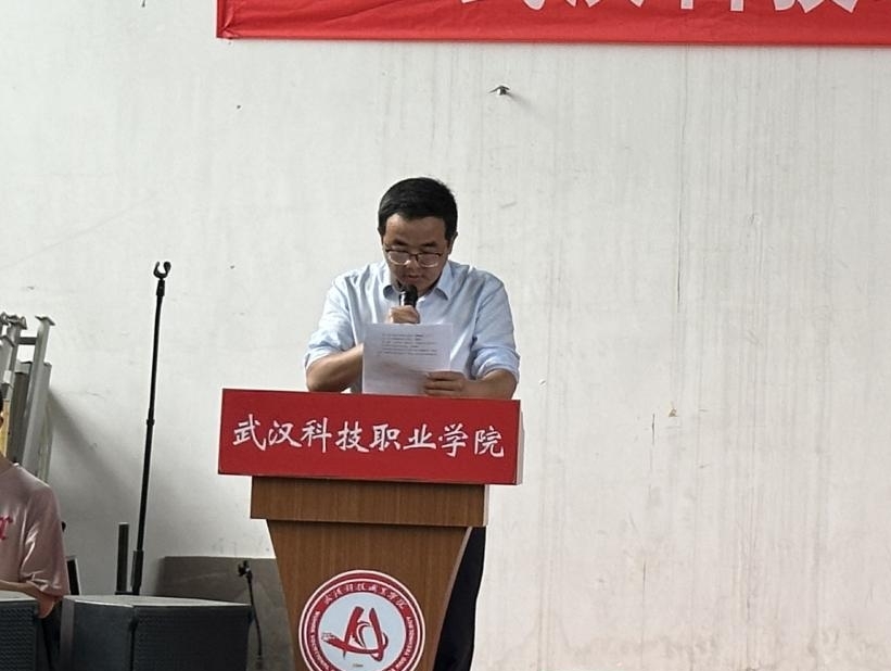 beat365举办2022-2023学年“五四”表彰大会暨文艺汇演