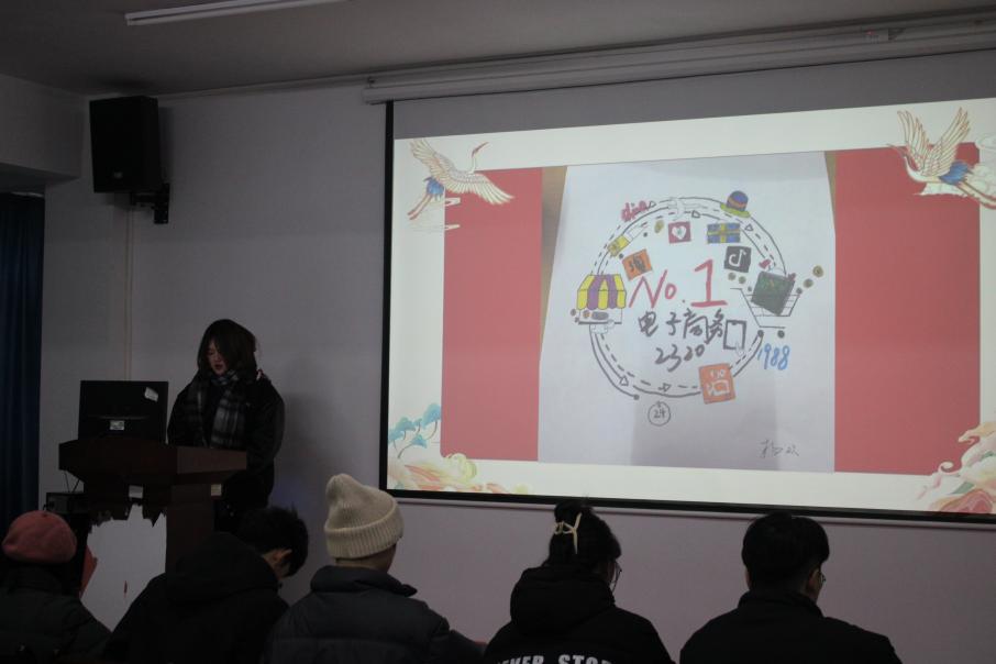 beat365英国官方网站2023年班徽、黑板报设计大赛顺利开展