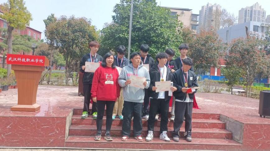 青春“篮”不住，热血不止步 —beat365英国官方网站第十八届“希望杯”篮球赛闭幕