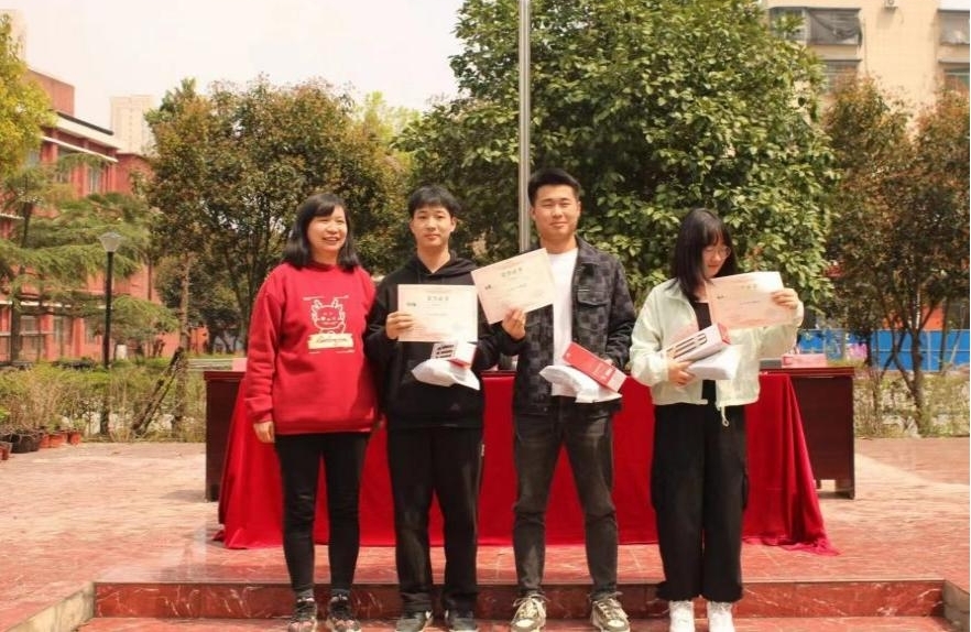 青春“篮”不住，热血不止步 —beat365英国官方网站第十八届“希望杯”篮球赛闭幕