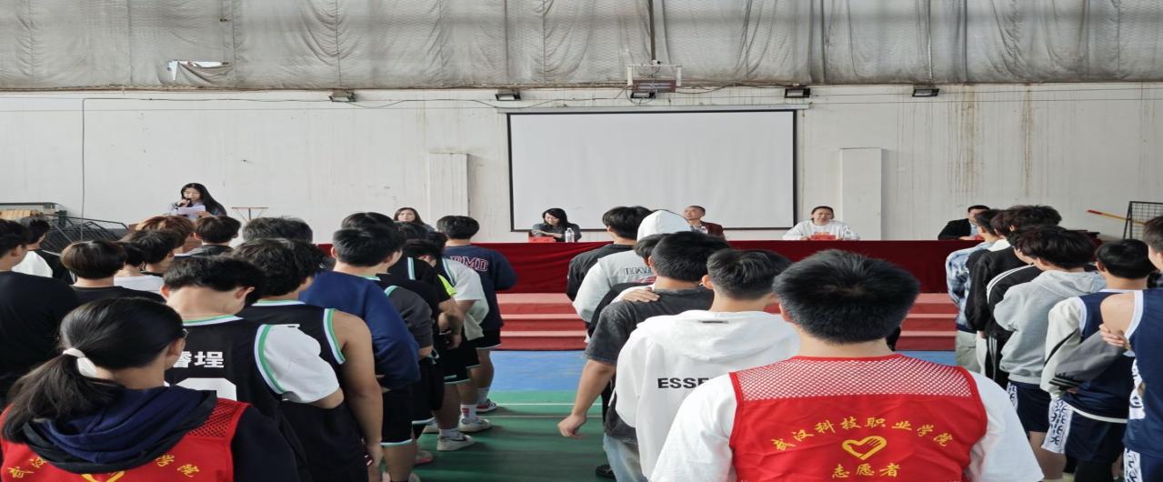 青春热血,逐梦“篮”场 ——beat365英国官方网站第十九届“希望杯”篮球赛开幕 青春热血,逐梦“篮”场 ——beat365英国官方网站第十九届“希望杯”篮球赛开幕