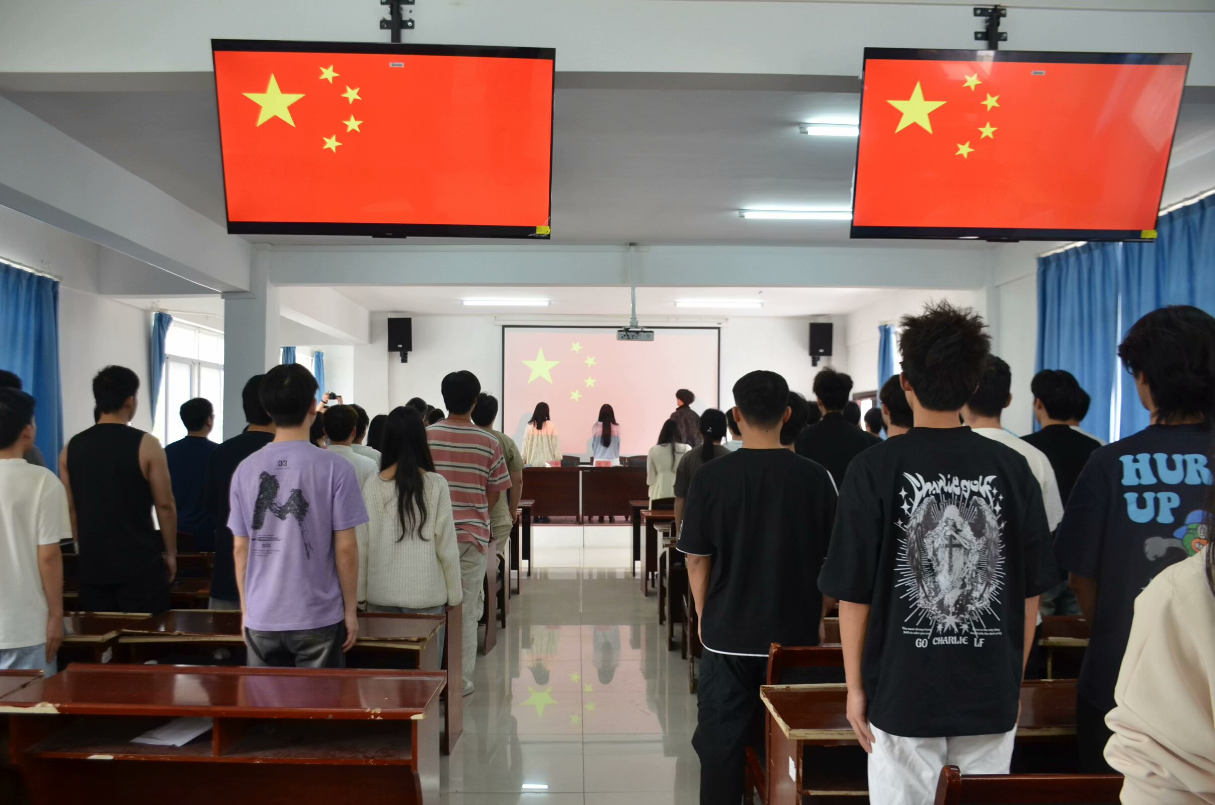 beat365英国官方网站第七期团课结业典礼暨入团仪式圆满举行 