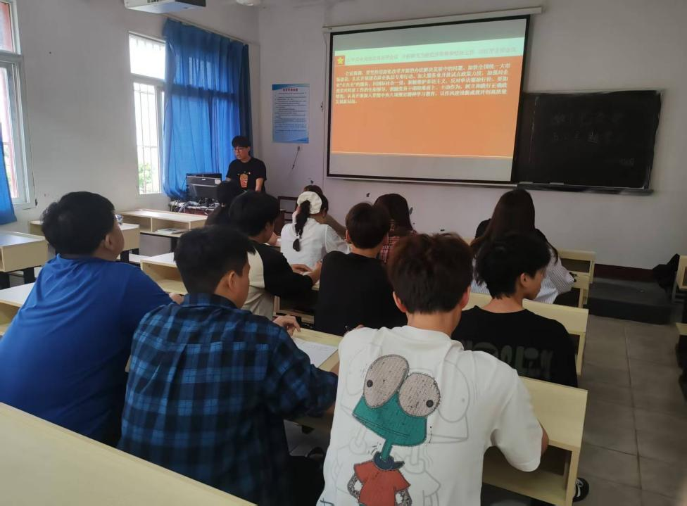 以八项规定为笔，绘作风建设新卷