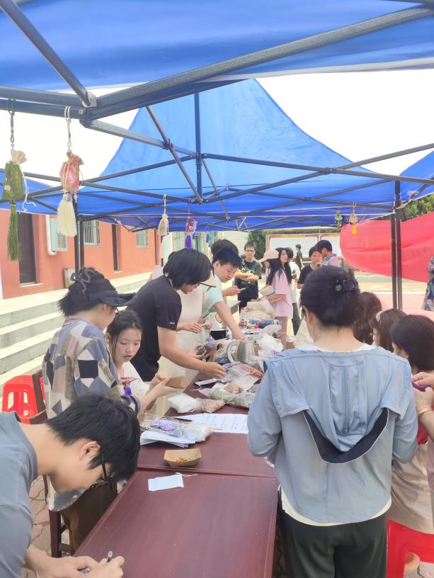 beat365成功开展第四届525心理健康月活动 beat365成功开展第四届525心理健康月活动