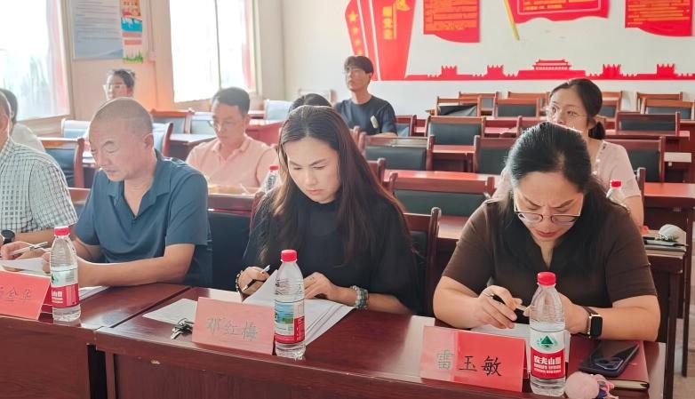 beat365英国官方网站隆重举行2024-2025学年国家奖学金评选大会