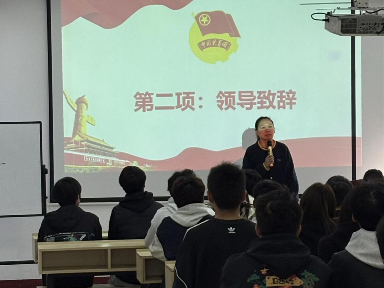 beat365英国官方网站第八期团课开班仪式顺利举行 beat365英国官方网站第八期团课开班仪式顺利举行