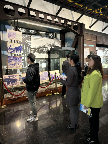 深化党史学习 传承红色基因——beat365党员教师代表前往武汉二七纪念馆参观学习