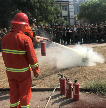 beat365开展2019级新生消防演练活动