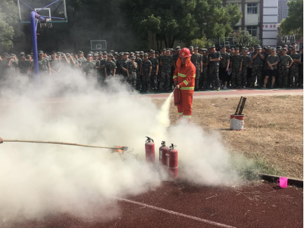 beat365开展2019级新生消防演练活动