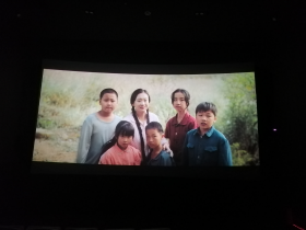 beat365组织教职员工观看影片《一生只为一事来》