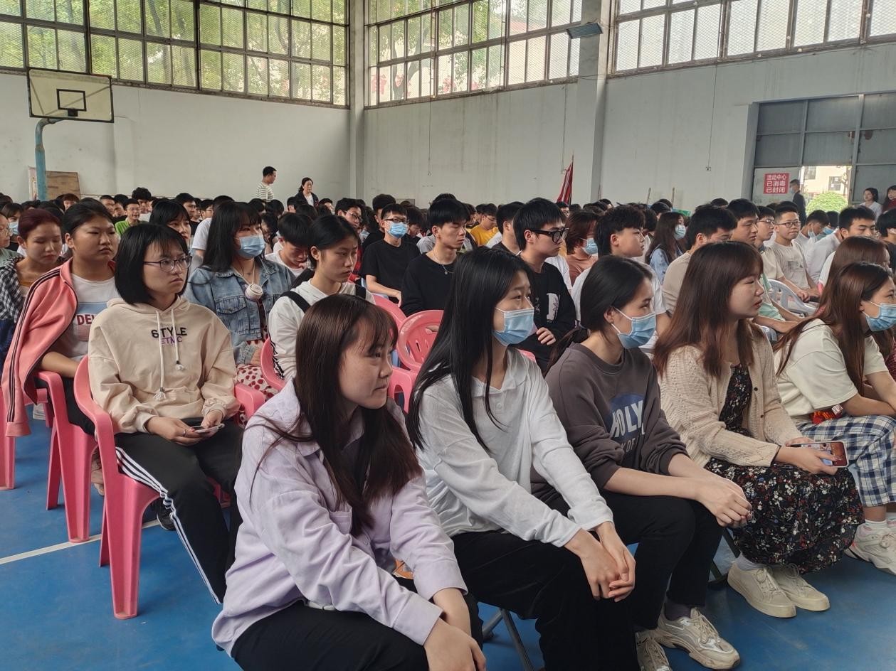 beat365英国官方网站2020-2021第二学期 党史学习专题教育讲座(第一讲) beat365英国官方网站2020-2021第二学期 党史学习专题教育讲座(第一讲)