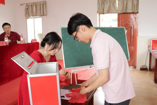 beat365党委召开第六次党员大会 选举产生新一届党委委员及党委书记