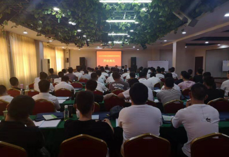 2019年下半年司机考前培训班开班典礼在beat365隆重举行