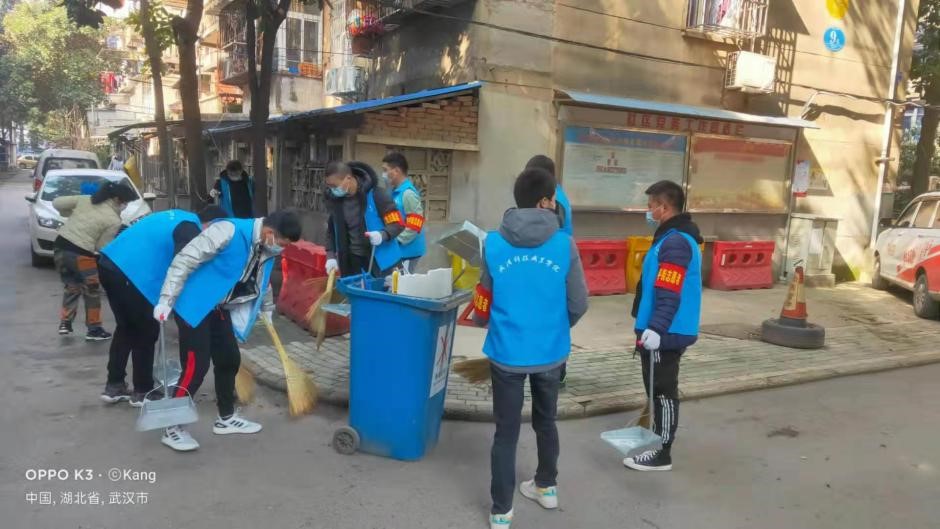 传承雷锋精神,我们正在行动 传承雷锋精神,我们正在行动