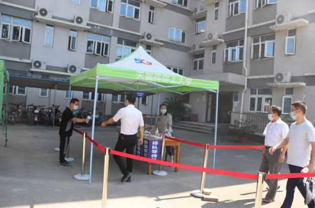 湖北省教育厅领导来beat365检查督导疫情防控工作