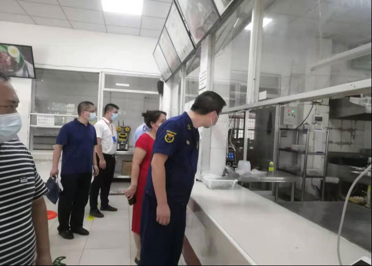 洪山区开学工作组评估工作专班莅临beat365指导秋季开学工作 洪山区开学工作组评估工作专班莅临beat365指导秋季开学工作