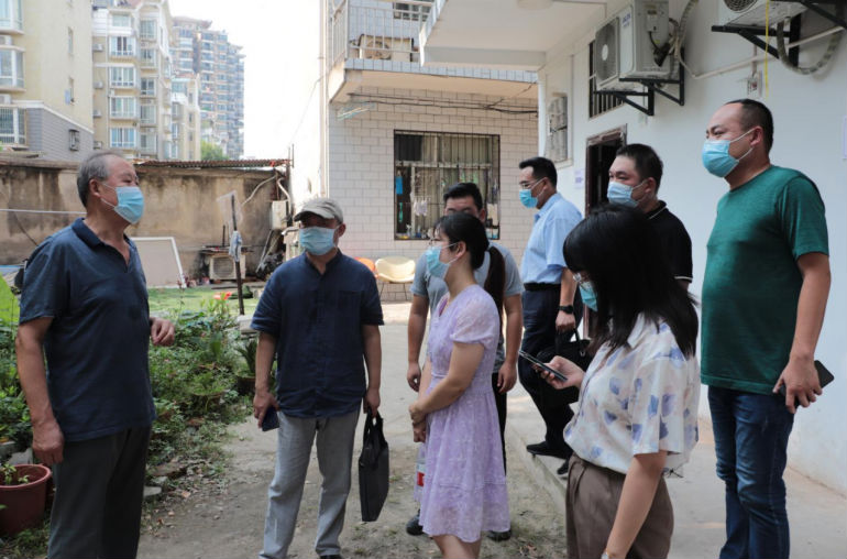 洪山区开学工作组评估工作专班莅临beat365指导秋季开学工作 洪山区开学工作组评估工作专班莅临beat365指导秋季开学工作